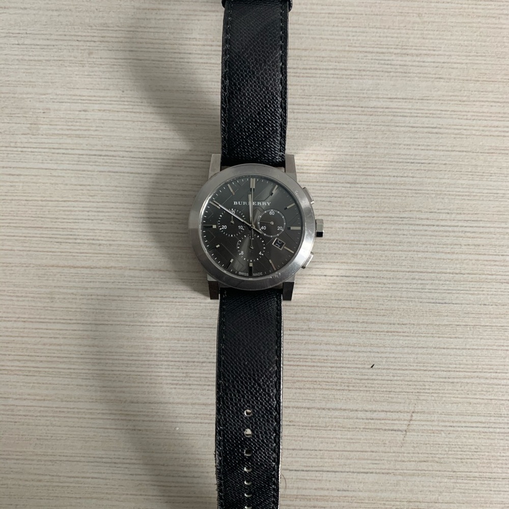 Burberry BU9362 The City Chronograph Watch - Picture 3 of 7